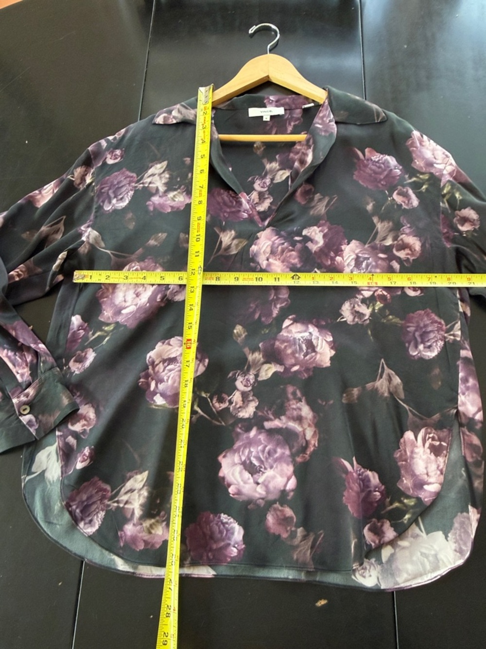 Vince Women's Night Garden Popover 100% Silk Blouse Top Black Purple size Medium - Picture 9 of 9
